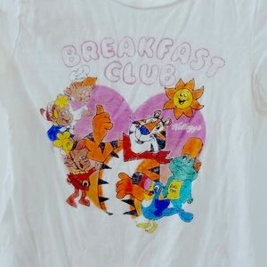 Selling a shirt really good quality only used once